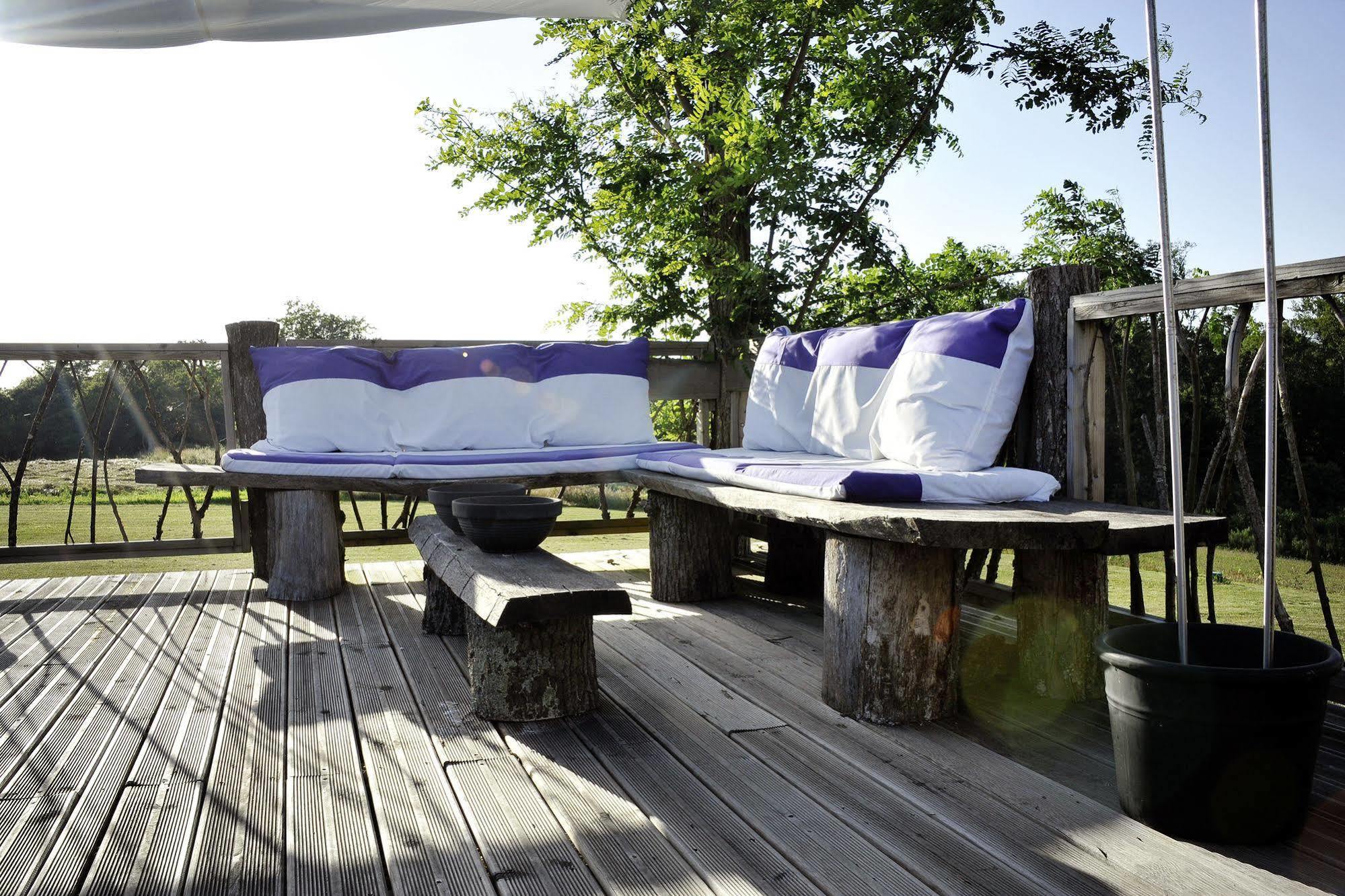 La Petite Couronne, & Lofts 3*